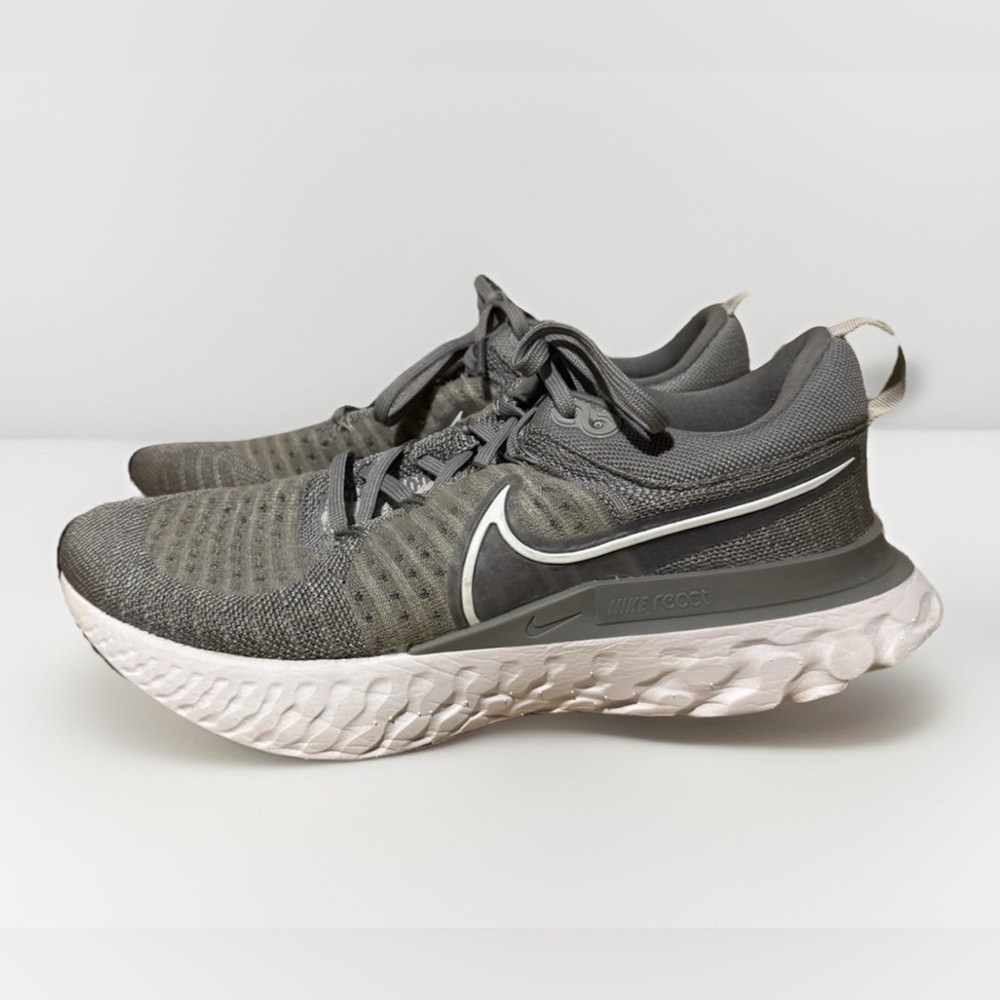 Nike React infinity running Sneakers Womens Size 8 shoes gray white gym flyknit